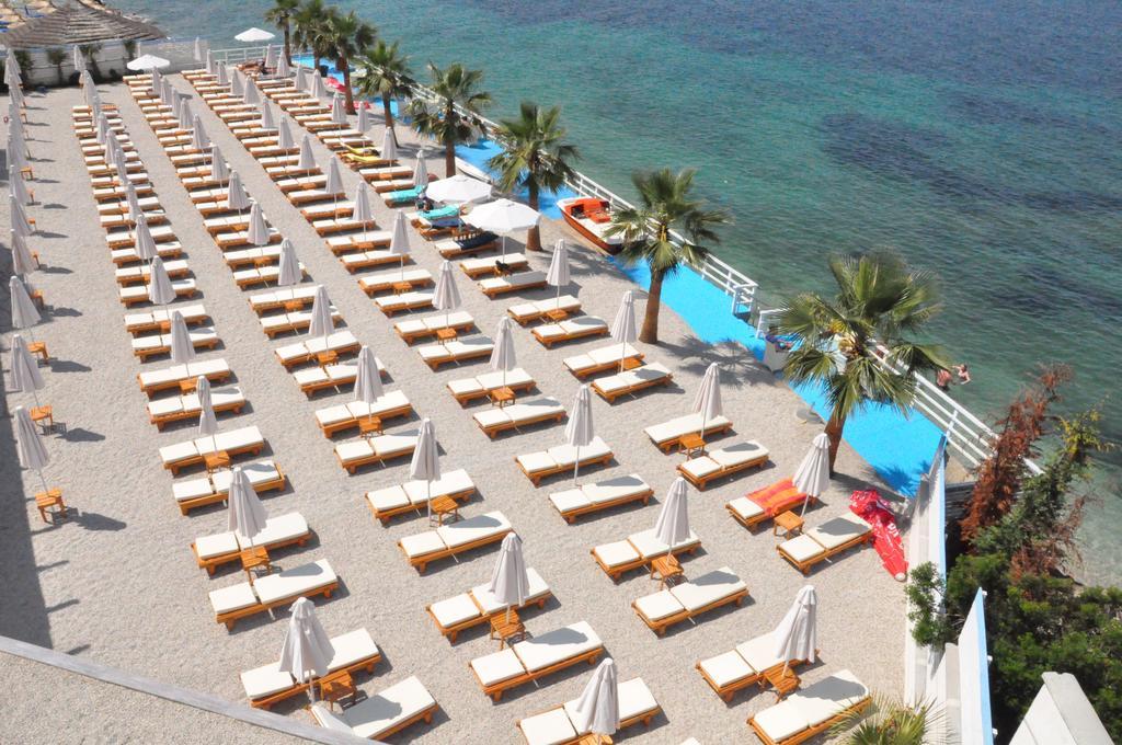 Coral Hotel & Resort Radhimë Exterior foto