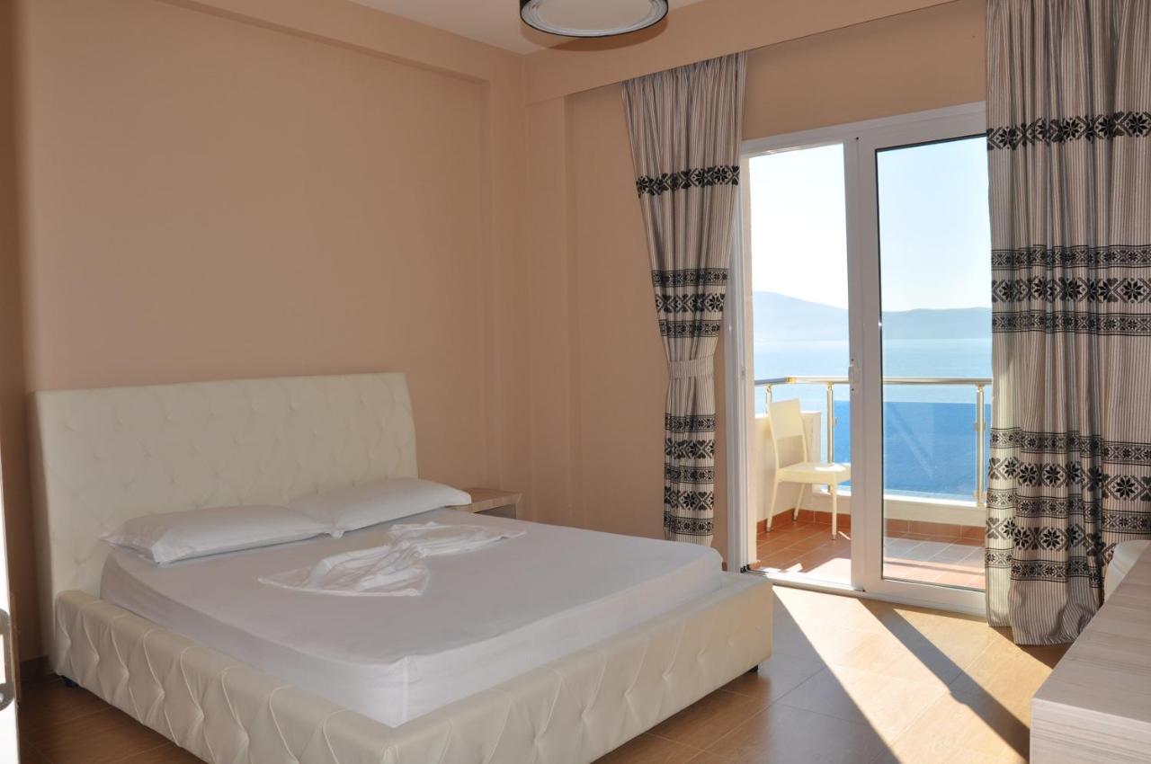 Coral Hotel & Resort Radhimë Quarto foto